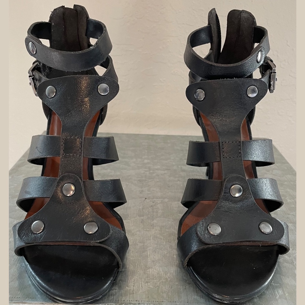Black Leather Heel Sandals, Size 6